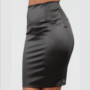 Fashion Nova Black Satin Midi Pencil Skirt